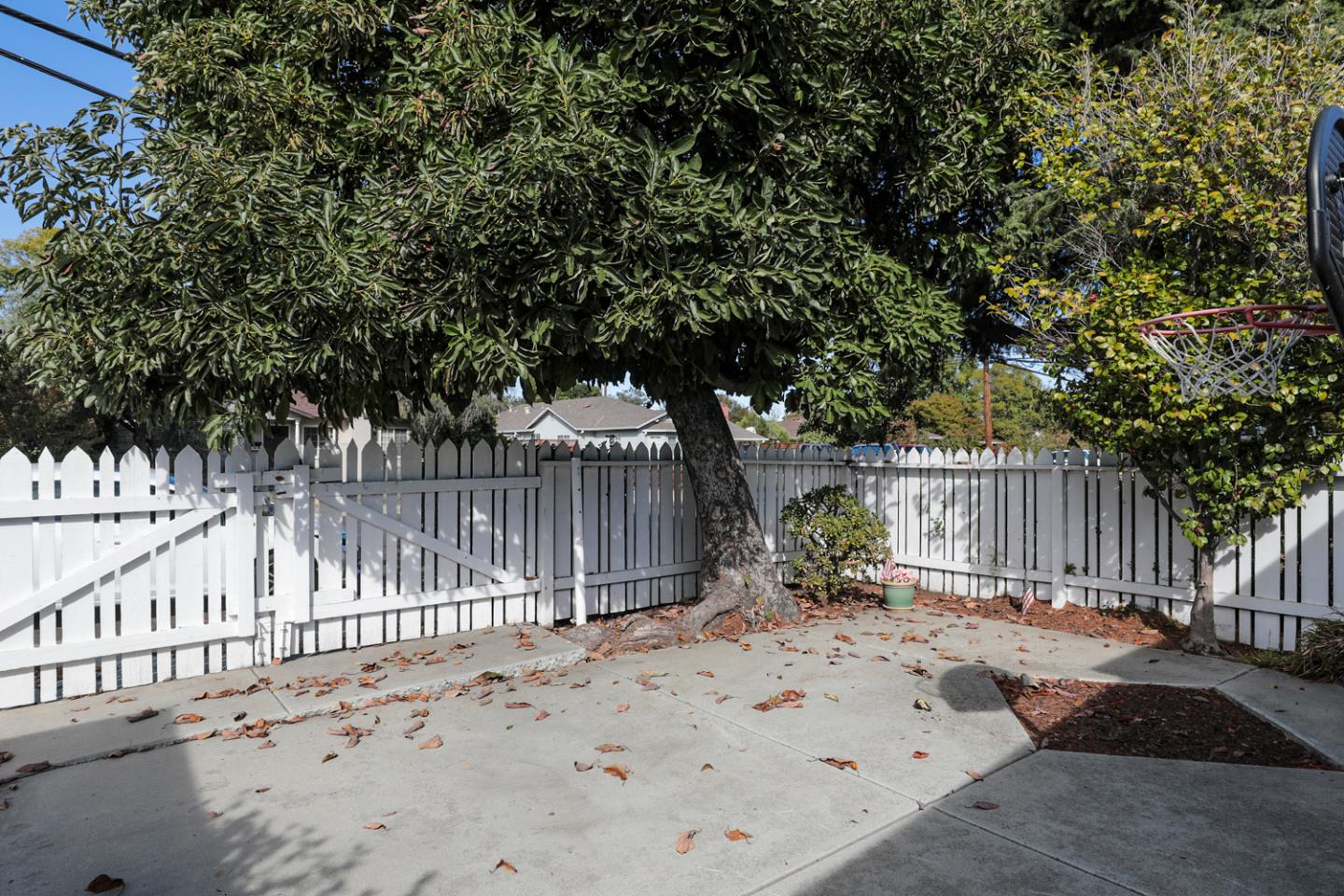 3244 Riddle Road San Jose, CA 95117 - Photo 14 of 20 Gallery Image 14