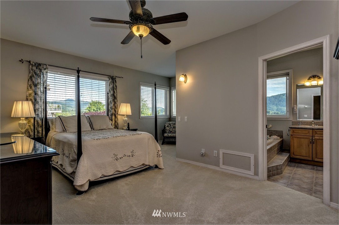 4644 Raptor Lane Bellingham, WA 98229 - Photo 11 of 25 Gallery Image 11
