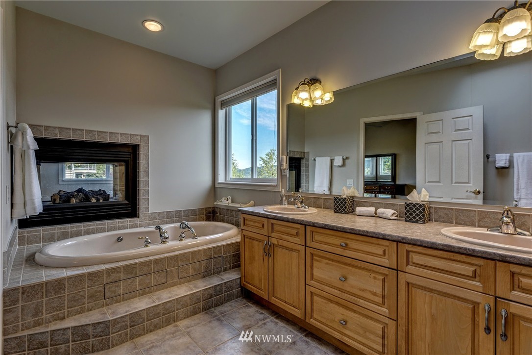 4644 Raptor Lane Bellingham, WA 98229 - Photo 13 of 25 Gallery Image 13