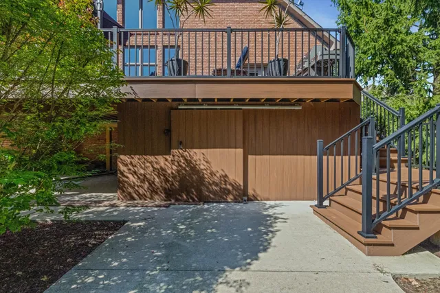 $4,000 | 7040 Royal Villa Court, Canton, MI 48187