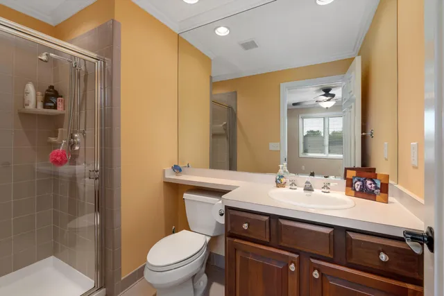 $4,000 | 7040 Royal Villa Court, Canton, MI 48187