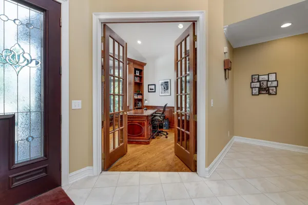 $4,000 | 7040 Royal Villa Court, Canton, MI 48187