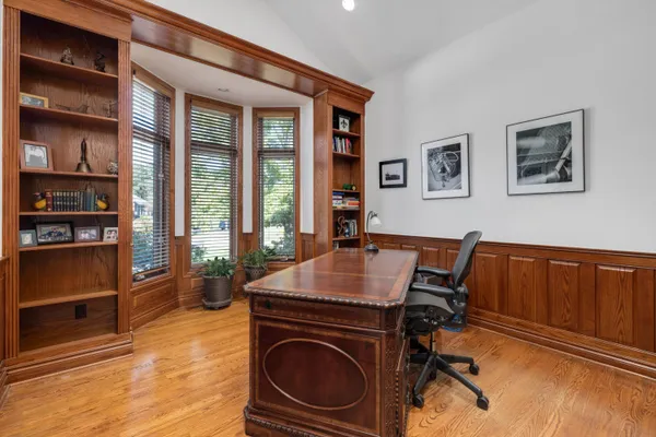 $4,000 | 7040 Royal Villa Court, Canton, MI 48187