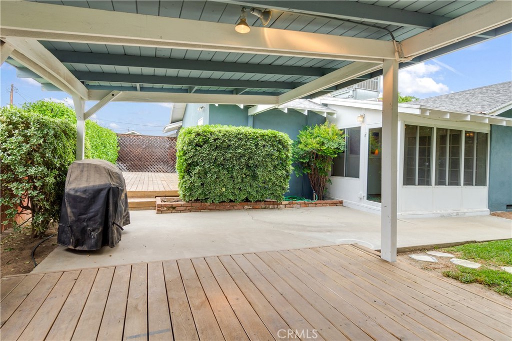 6765 Montclair Drive Riverside, CA 92504 - Photo 29 of 30 a view of a porch with wooden floor