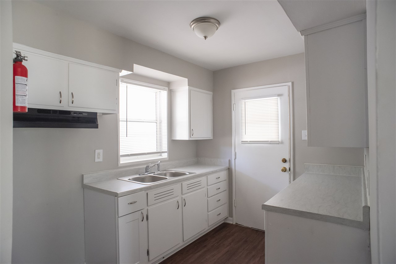 1757 Sea Isle Road Memphis, TN 38117 - Photo 4 of 12 Gallery Image 4
