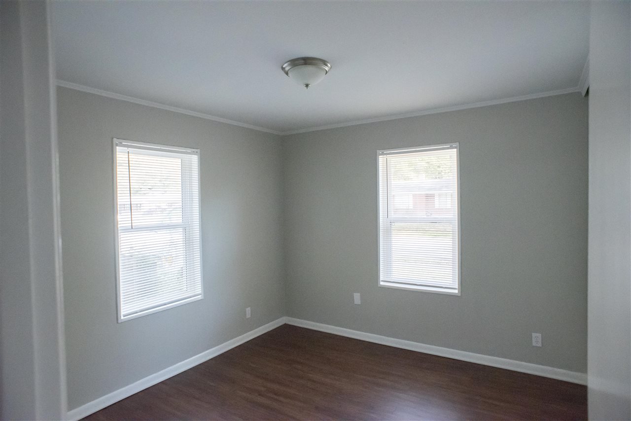 1757 Sea Isle Road Memphis, TN 38117 - Photo 9 of 12 Gallery Image 9