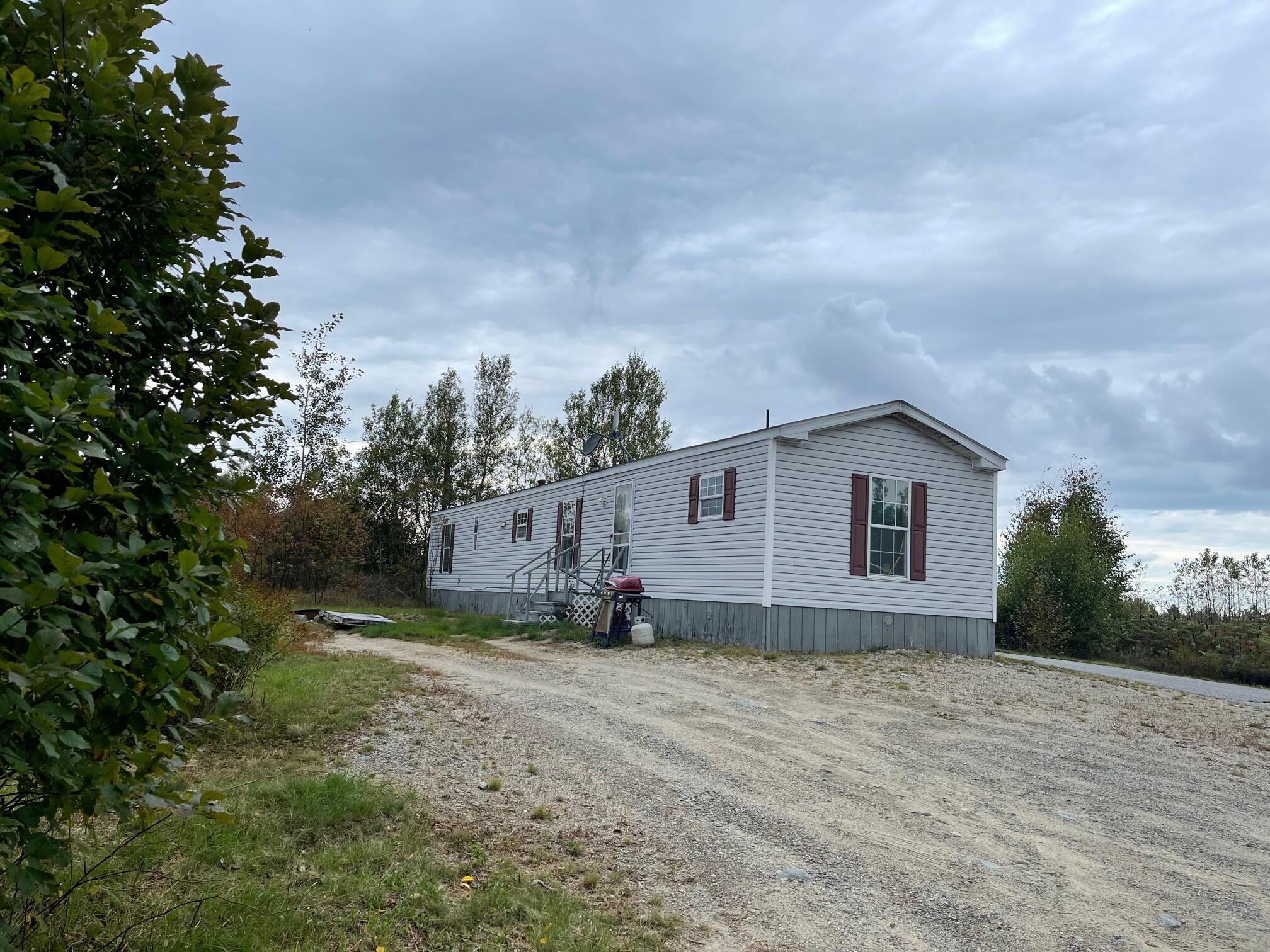 128 Epping Road Columbia, ME 04623 - Photo 3 of 12 IMG_0748