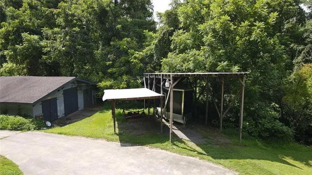 $530,000 | 4700 Kinnamon Road, Winston-Salem, NC 27103