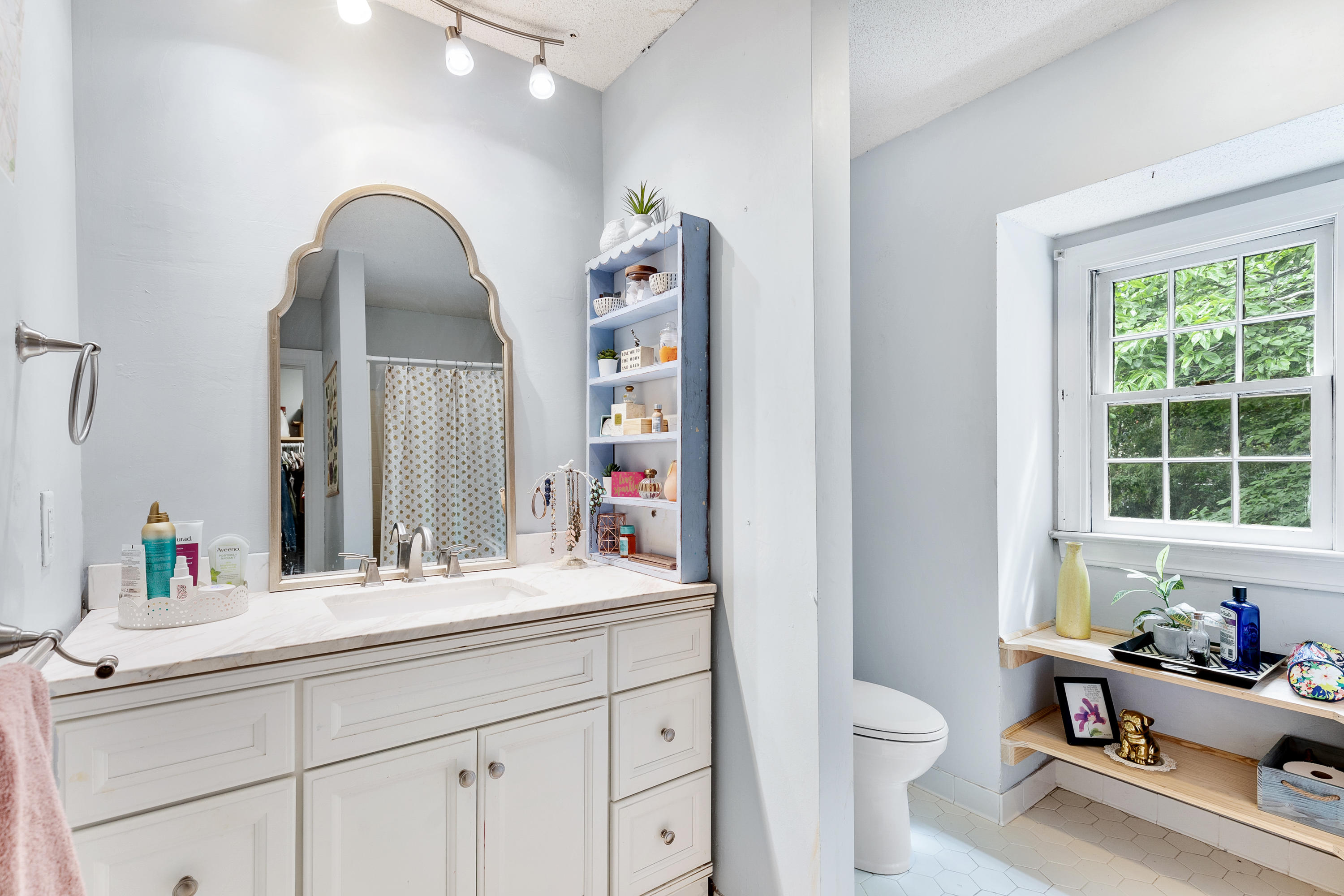926 Regatta Road Charleston, SC 29412 - Photo 26 of 49 Masther Bathroom