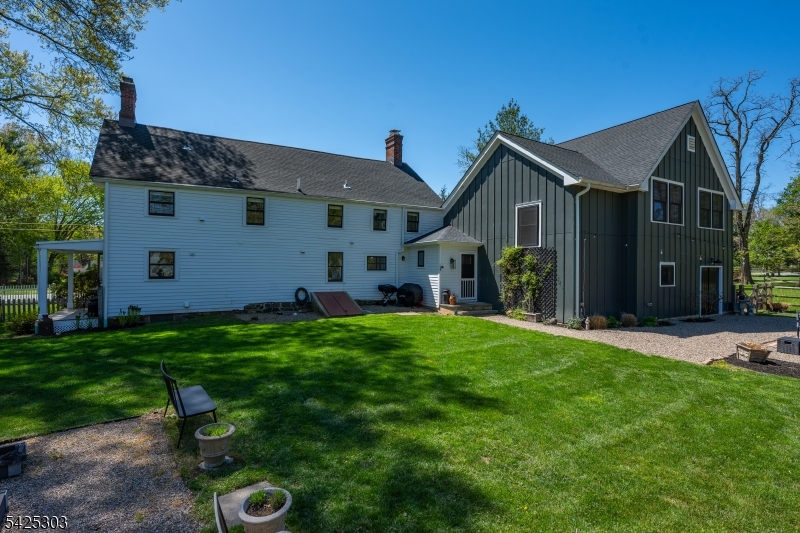 27 Village Road New Vernon, NJ 07976 - Photo 25 of 31