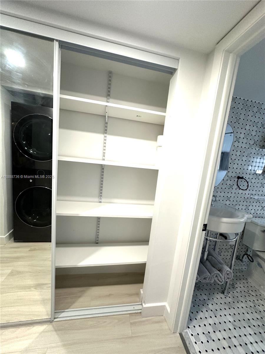 199 Southwest 12th Avenue, Unit 404A Miami, FL 33130 - Photo 36 of 65 a view of walk in closet