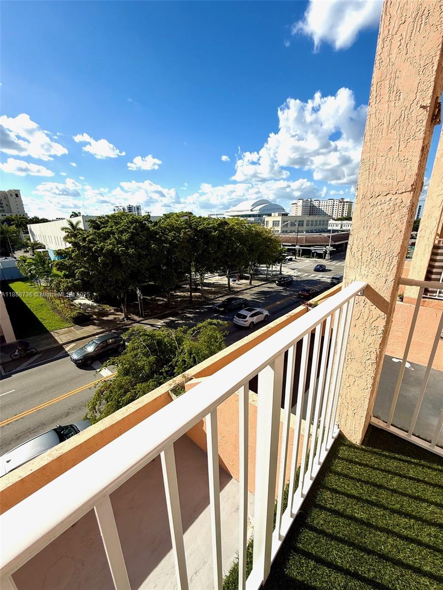 199 Southwest 12th Avenue, Unit 404A Miami, FL 33130 - Photo 41 of 65 Balcony view