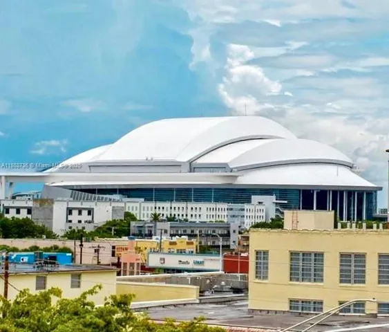 $220,000 | 199 Southwest 12th Avenue, Unit 404A, Miami, FL 33130