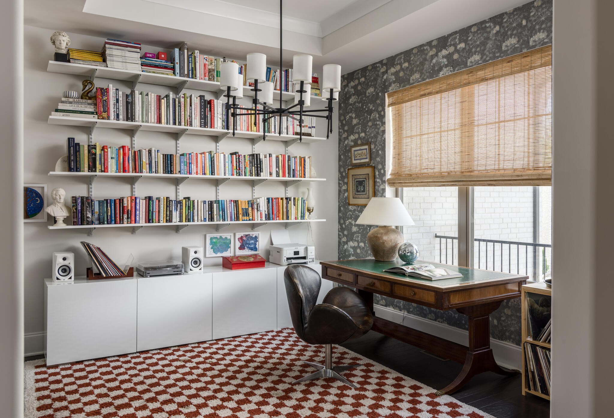 8033 Still Spg Rdg Drive Nashville, TN 37221 - Photo 6 of 36 a bedroom with a workspace and a book shelf