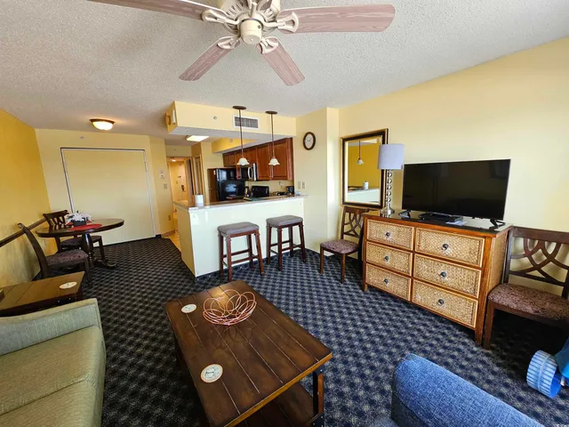 $334,900 | 5300 North Ocean Boulevard, Unit 909, Myrtle Beach, SC 29577
