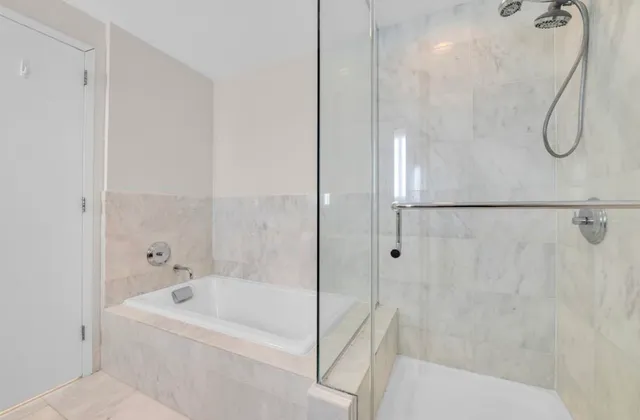 $7,200 | 2 2nd Street, Unit 703, Jersey City, NJ 07302