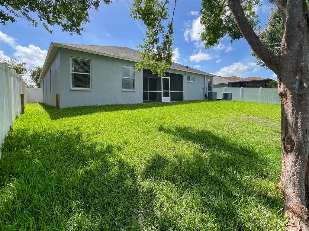 6906 Boulder Run Loop Wesley Chapel, FL 33545 - Photo 37 of 53