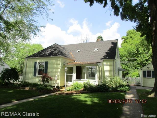 26026 Student Redford, MI 48239 - Photo 2 of 15