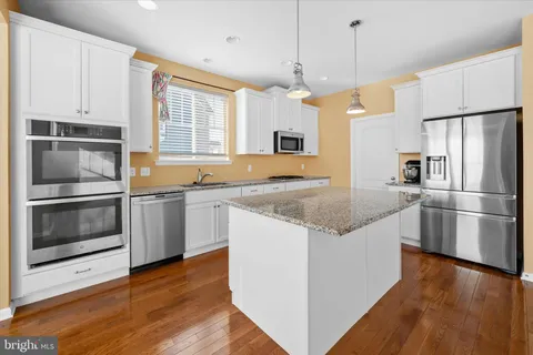 $569,000 | 1220 North Olmsted Parkway, Middletown, DE 19709