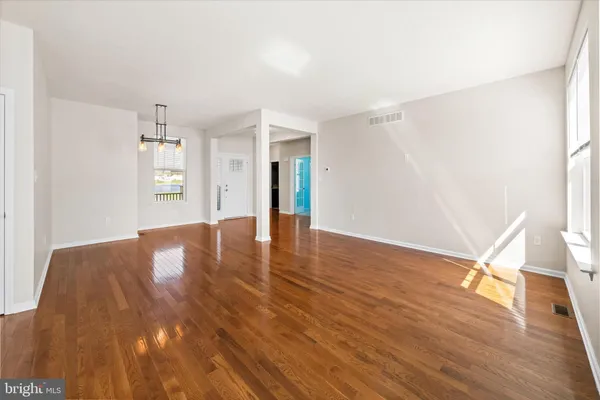 a view of livingroom with hardwood