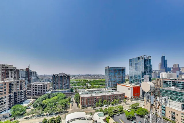 $379,999 | 1464 South Michigan Avenue, Unit 1609, Chicago, IL 60605