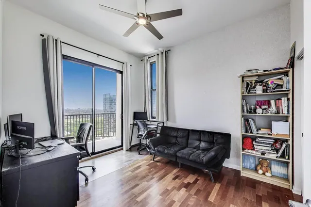 $379,999 | 1464 South Michigan Avenue, Unit 1609, Chicago, IL 60605