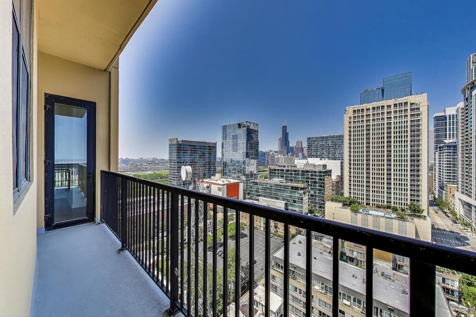 1464 South Michigan Avenue, Unit 1609 Chicago, IL 60605 - Photo 37 of 45 a view of city from a balcony
