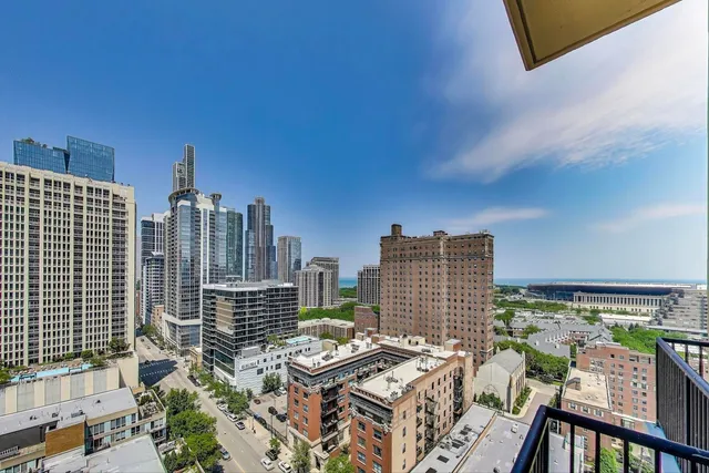 $379,999 | 1464 South Michigan Avenue, Unit 1609, Chicago, IL 60605