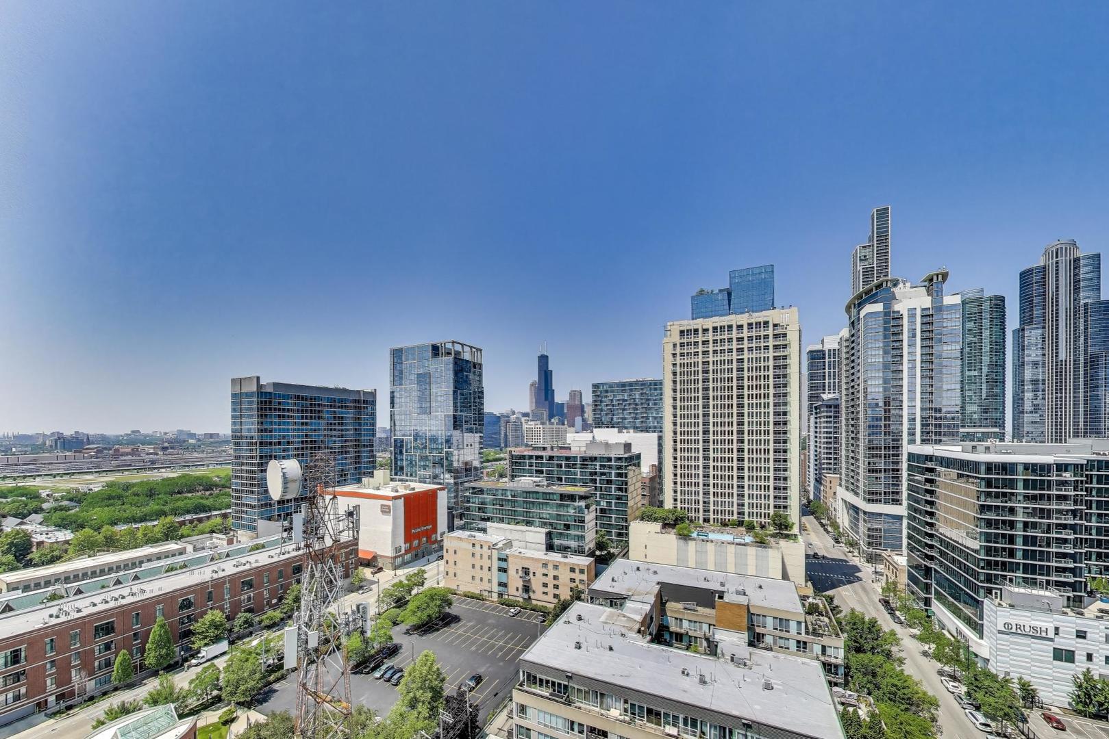 1464 South Michigan Avenue, Unit 1609 Chicago, IL 60605 - Photo 40 of 45 a picture of city view