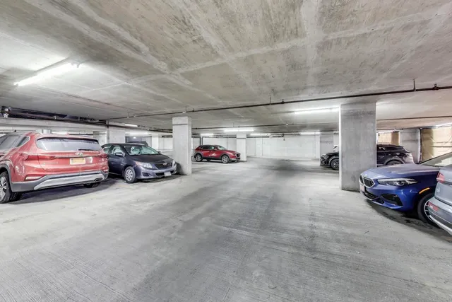 $379,999 | 1464 South Michigan Avenue, Unit 1609, Chicago, IL 60605