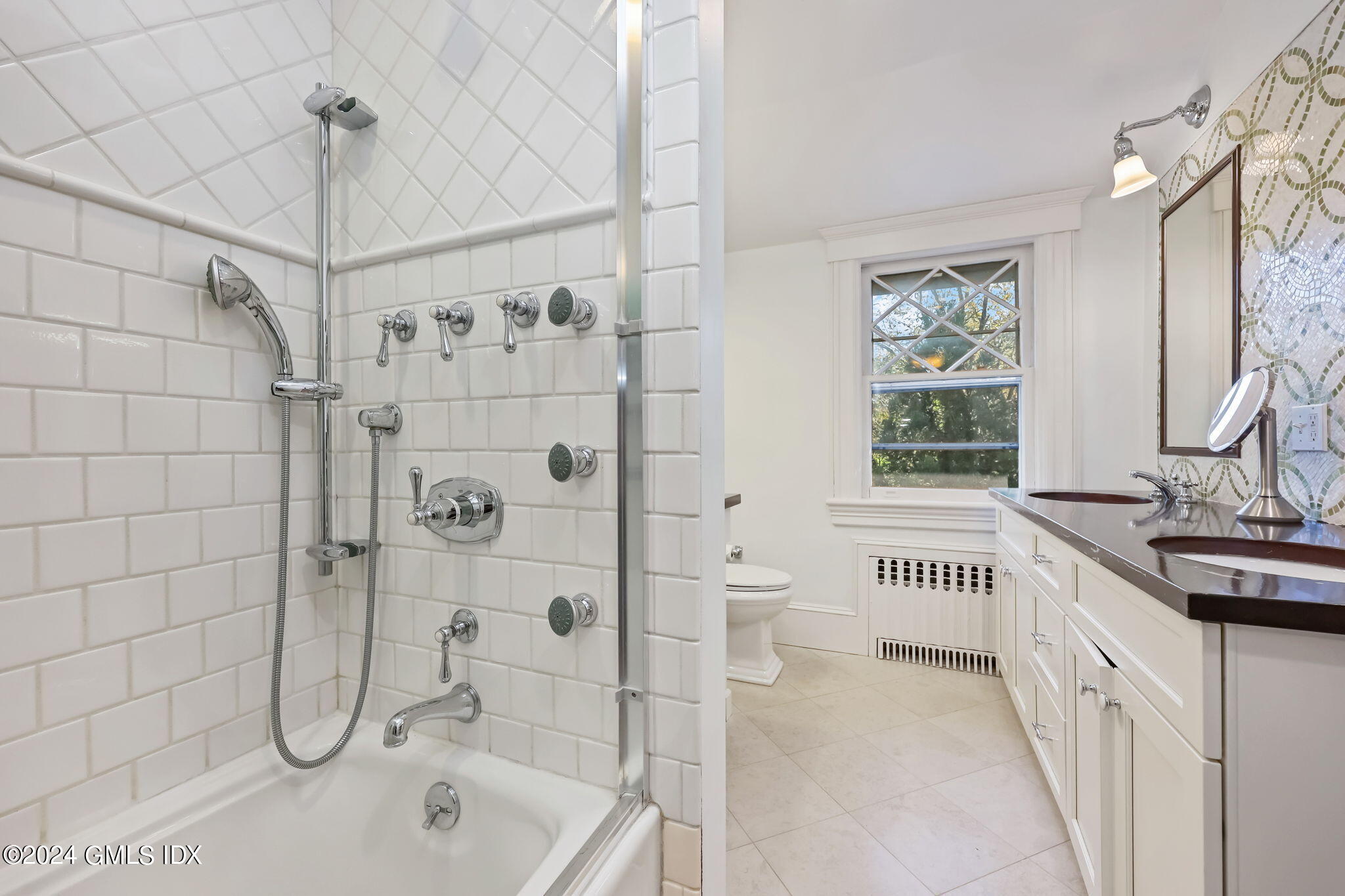 147 Old Church Road Greenwich, CT 06830 - Photo 16 of 32 Bathroom 2d Floor