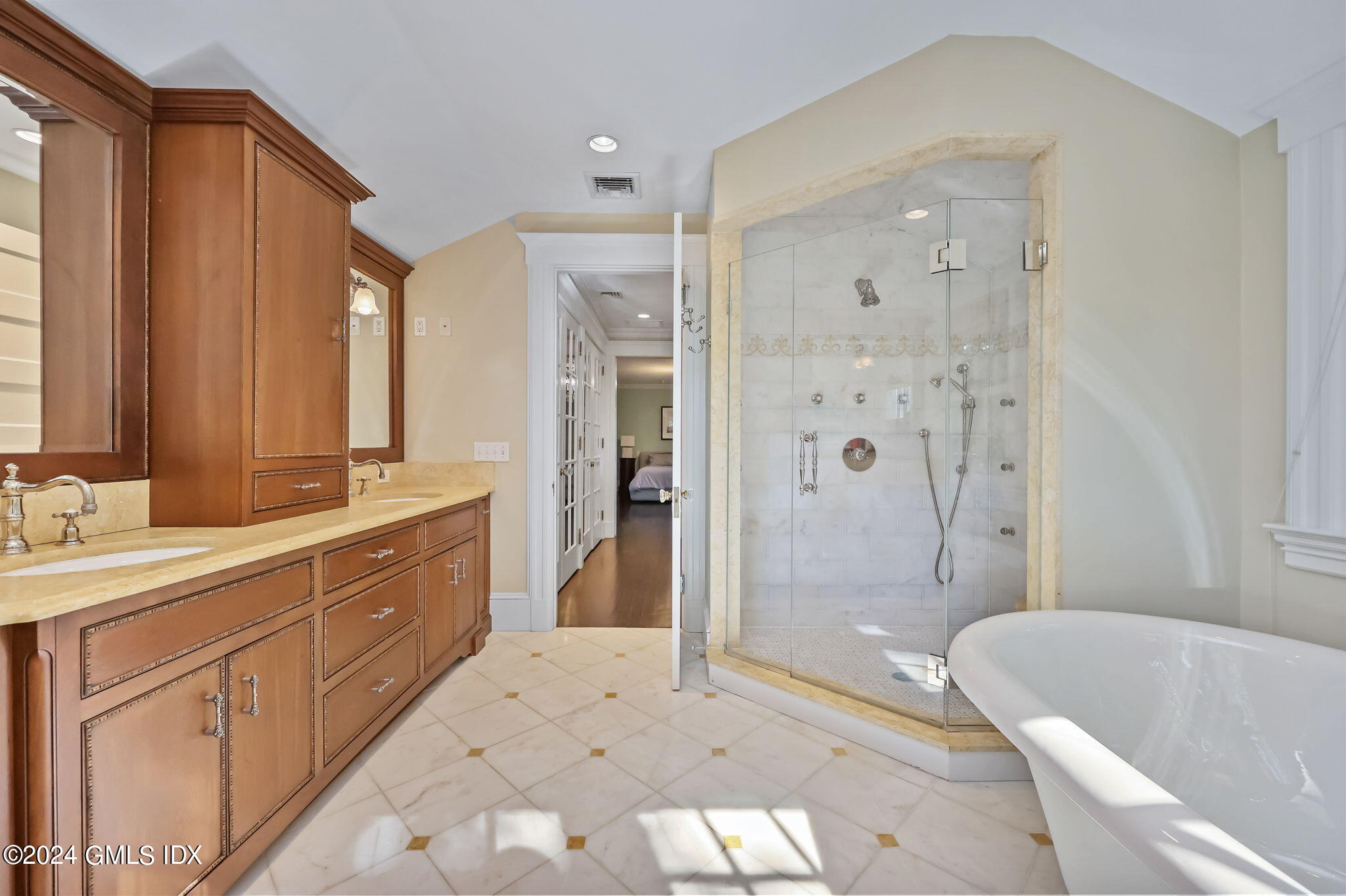 147 Old Church Road Greenwich, CT 06830 - Photo 21 of 32 Primary Bathroom