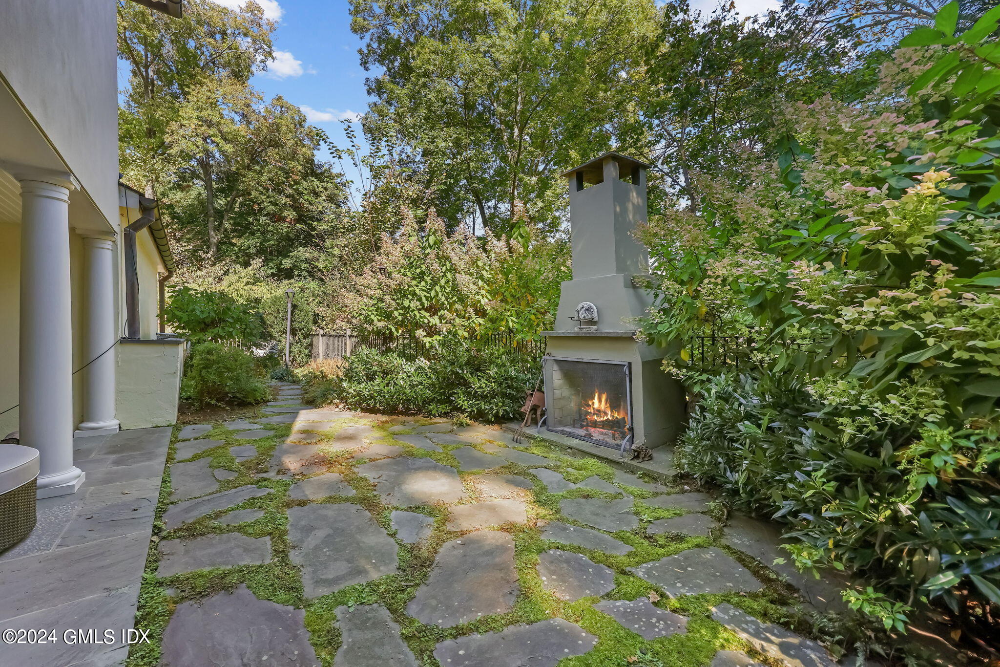 147 Old Church Road Greenwich, CT 06830 - Photo 30 of 32 69-web-or-mls-147-old-church-rd
