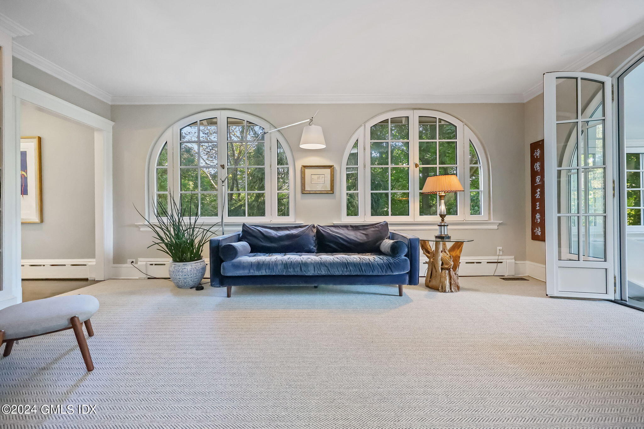 147 Old Church Road Greenwich, CT 06830 - Photo 5 of 32 Library
