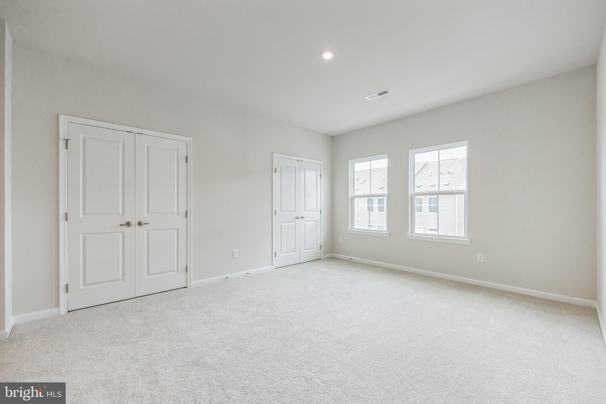 28 Sidney Lane Stratford, NJ 08084 - Photo 23 of 30 a view of an empty room with a window