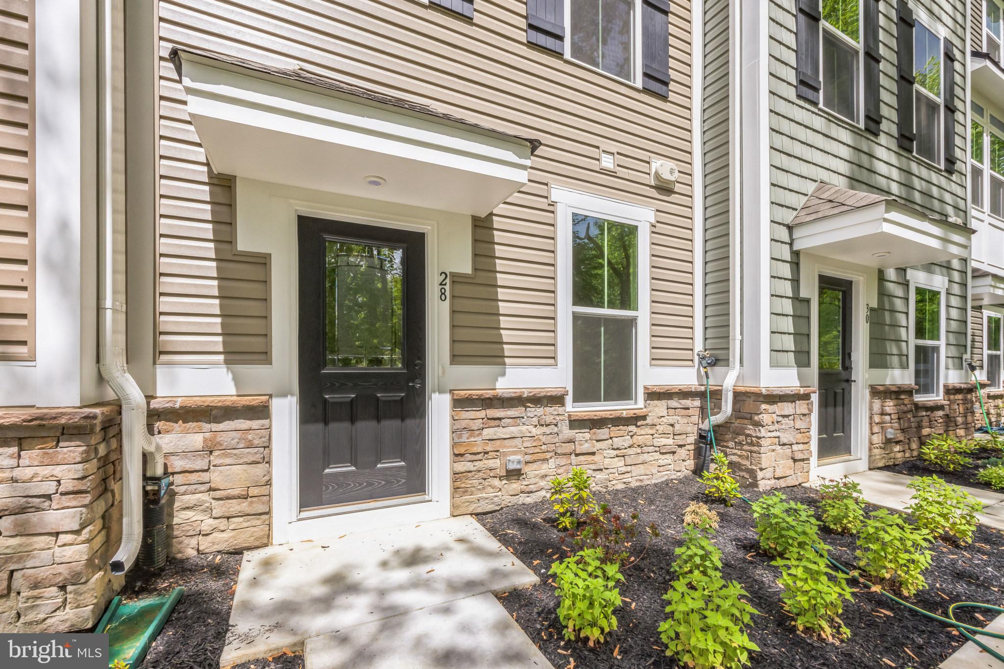 28 Sidney Lane Stratford, NJ 08084 - Photo 3 of 30 a front view of a house