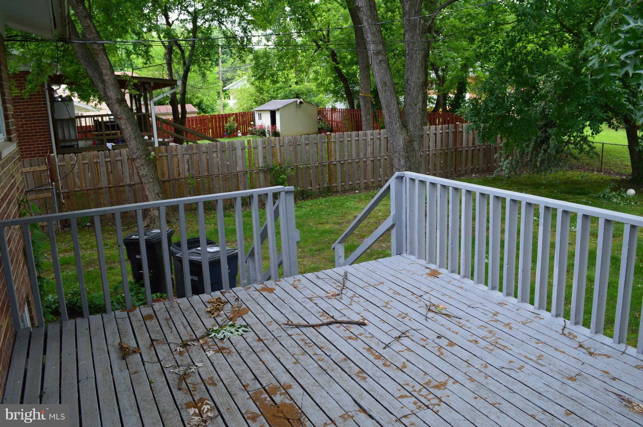 8904 Robin Place Laurel, MD 20708 - Photo 4 of 24 Back deck