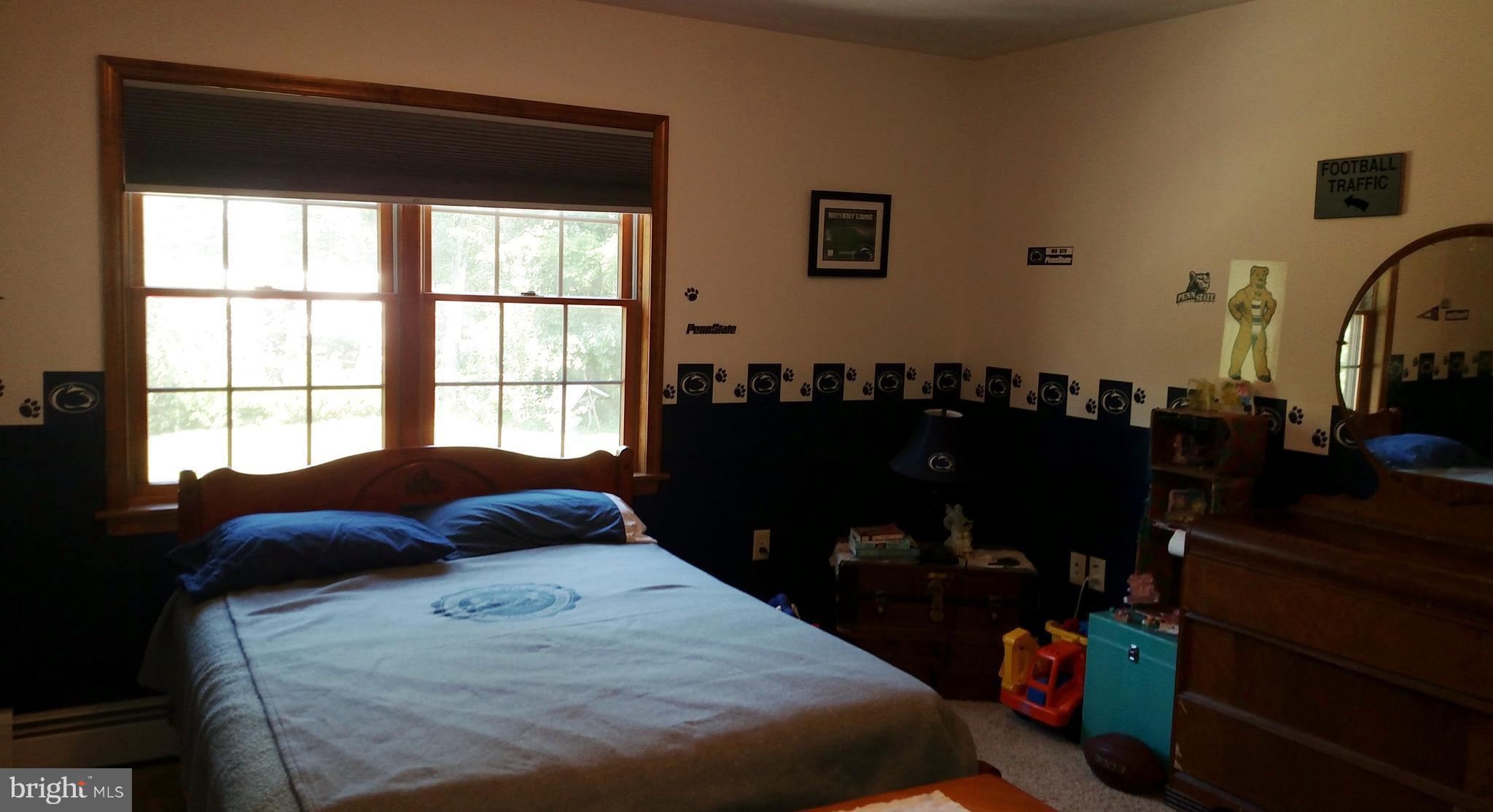208 Walnut Dale Road Shippensburg, PA 17257 - Photo 21 of 30 3rd Bedroom