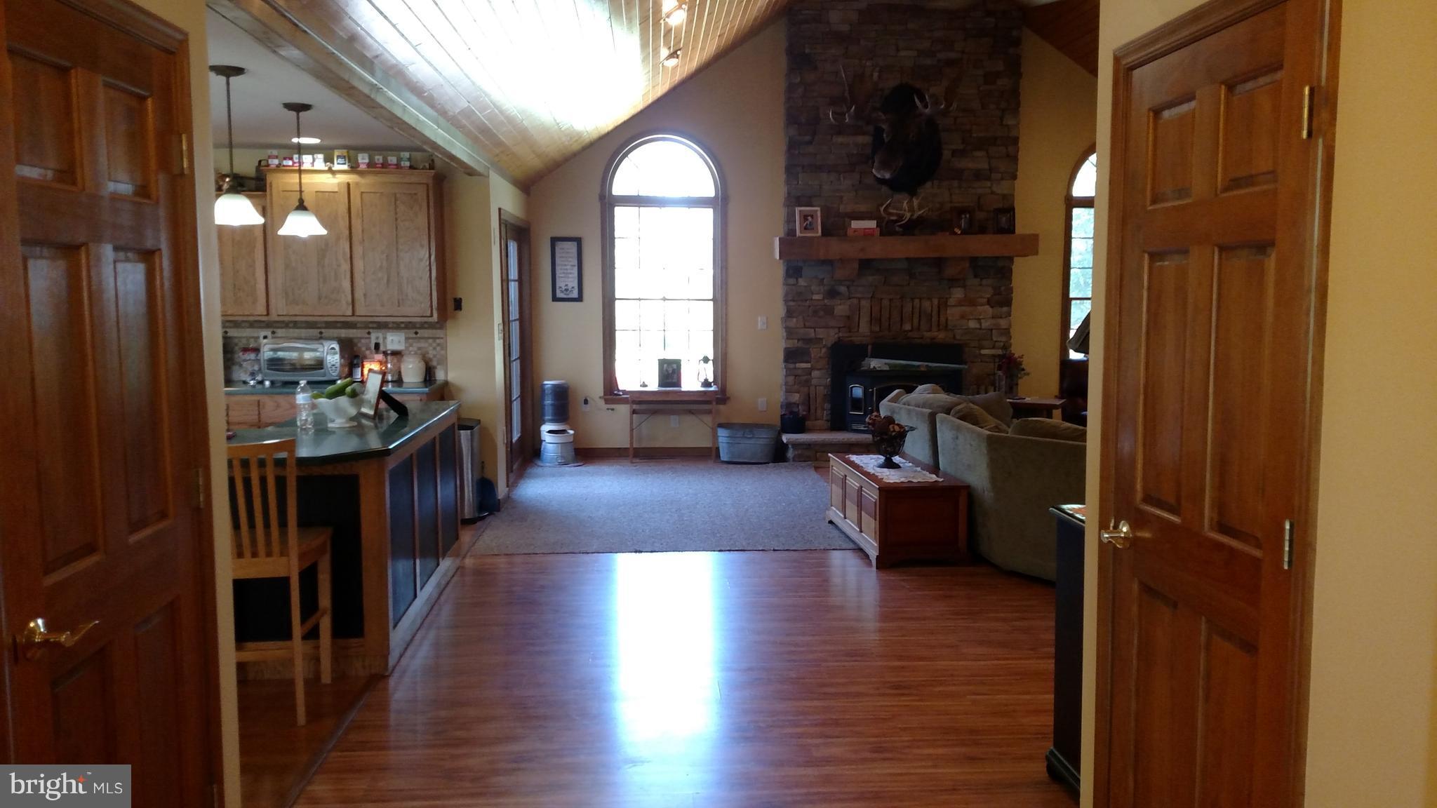 208 Walnut Dale Road Shippensburg, PA 17257 - Photo 4 of 30 Foyer