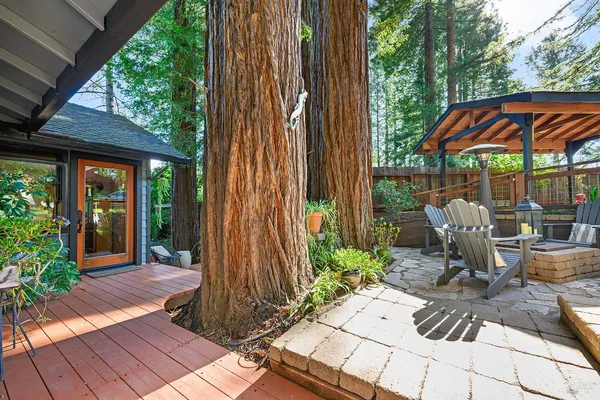$630,000 | 17450 Summit Avenue, Guerneville, CA 95446