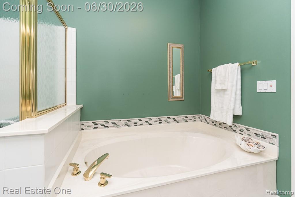 1904 Dunham Drive, Unit 12 Rochester, MI 48306 - Photo 23 of 45