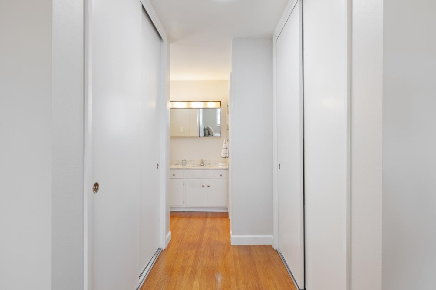 1064 Springfield Drive Millbrae, CA 94030 - Photo 14 of 28