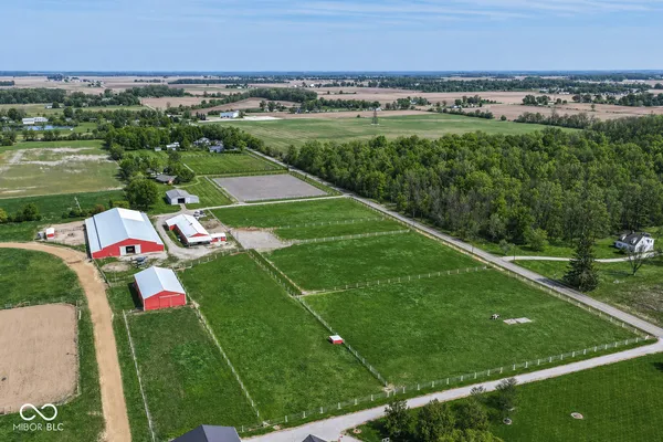 $1,350,000 | 8801 North Walnut Street, Muncie, IN 47303
