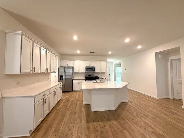 $2,200 | 1917 Buntline Hitch Drive, Leander, TX 78641