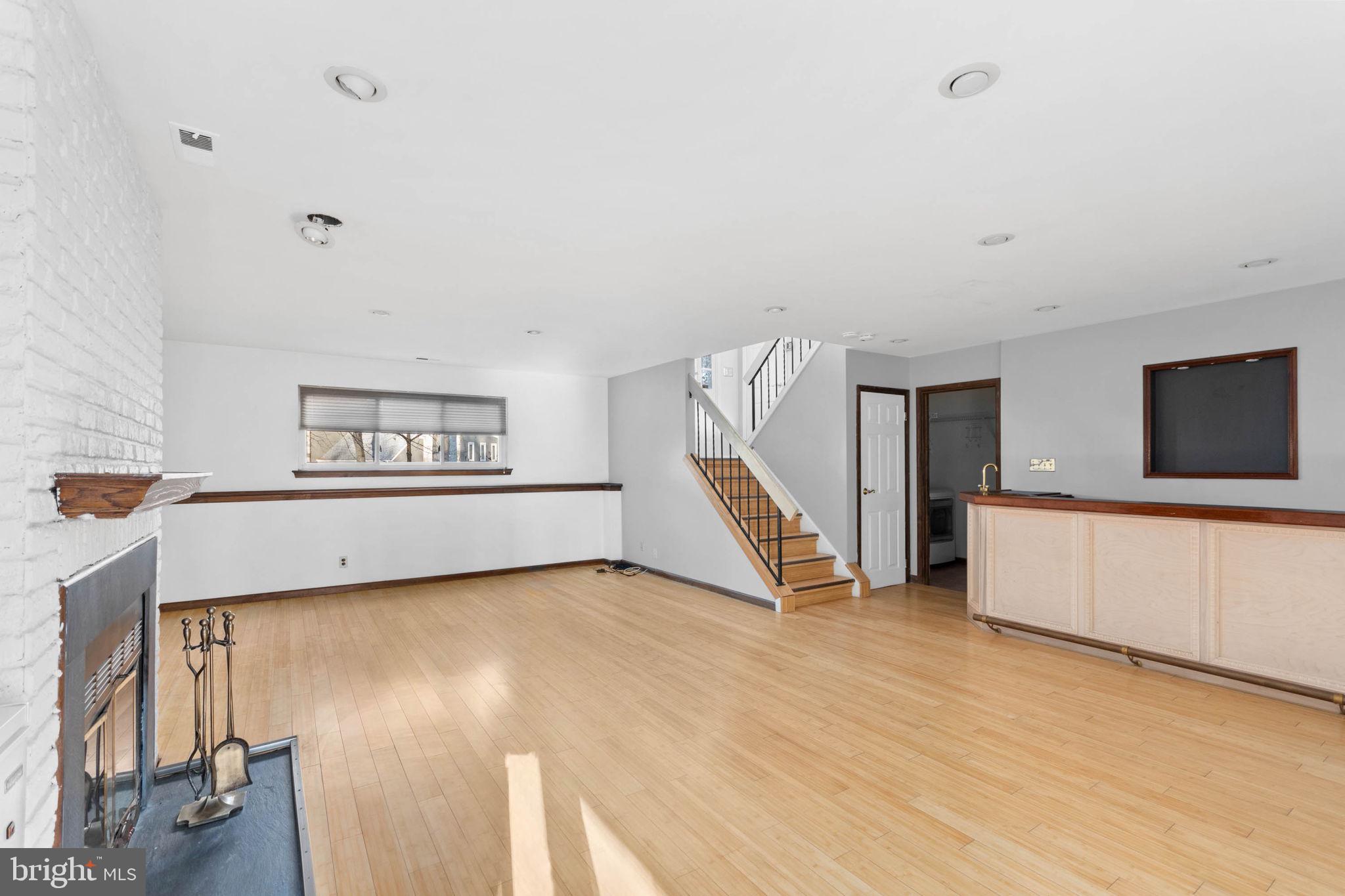 4 Gardner Road Cherry Hill, NJ 08034 - Photo 26 of 35 Family RM