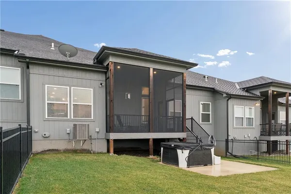 $425,000 | 792 Northeast Algonquin Street, Lee's Summit, MO 64064