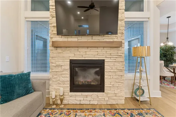$425,000 | 792 Northeast Algonquin Street, Lee's Summit, MO 64064