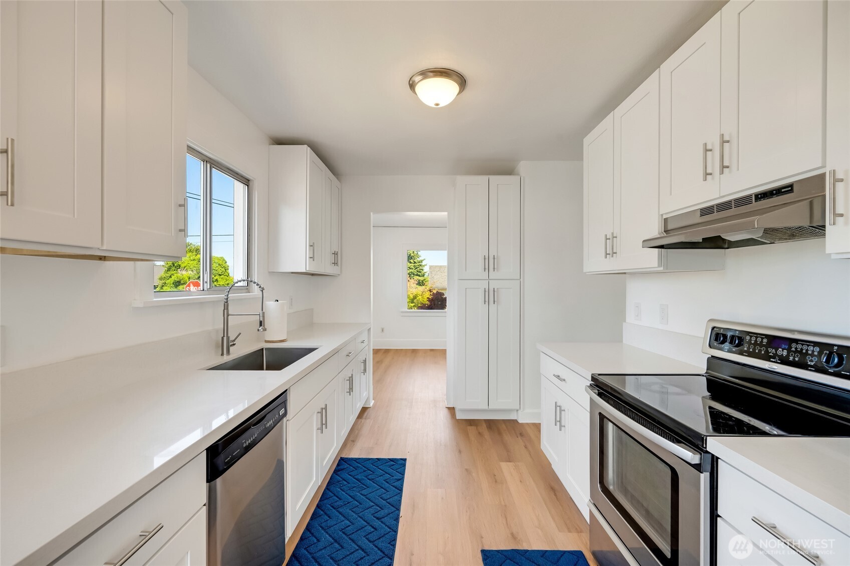 1702 Cedar Street, Unit A Everett, WA 98201 - Photo 11 of 29