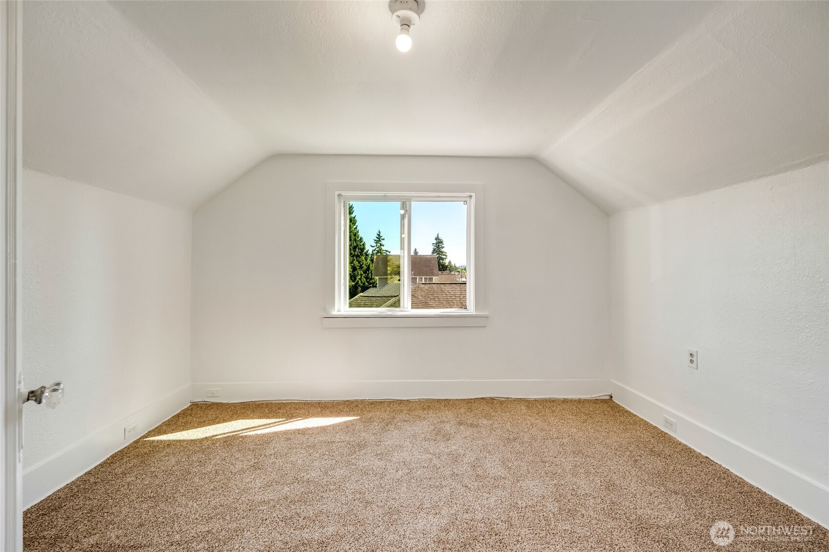 1702 Cedar Street, Unit A Everett, WA 98201 - Photo 17 of 29