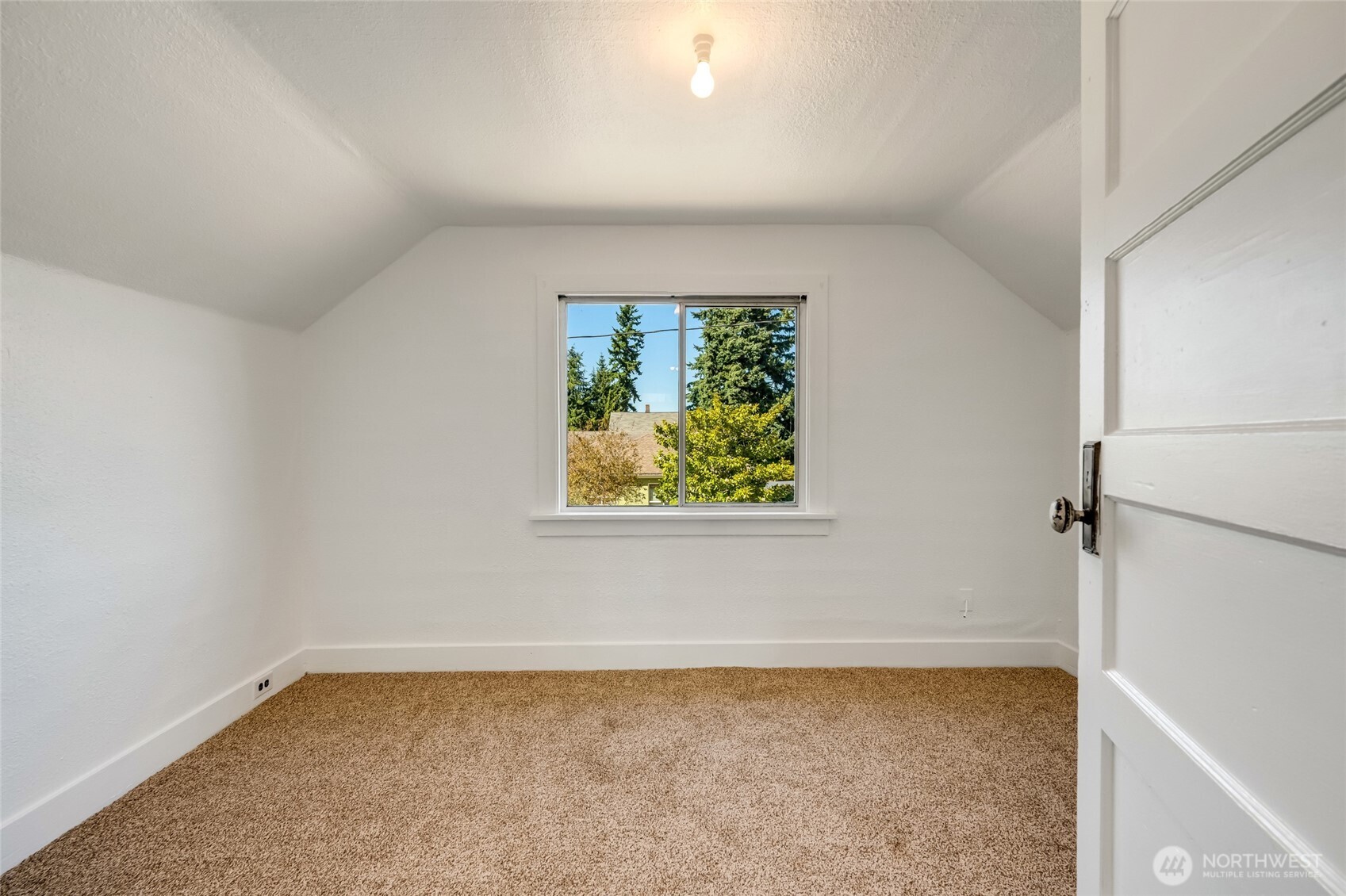 1702 Cedar Street, Unit A Everett, WA 98201 - Photo 18 of 29